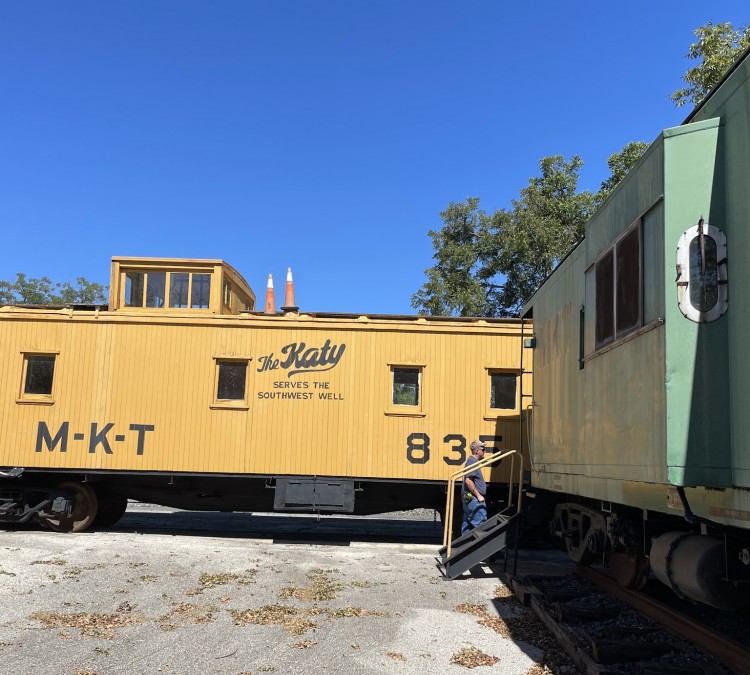 depot-museum-and-m-k-t-railroad-depot-photo